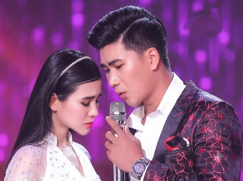 Giọng hát bolero ngọt ngào giúp Quỳnh Trang giữ được tình cảm khán giả.